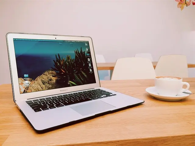 MacBook Air 13 MacBook Air 13